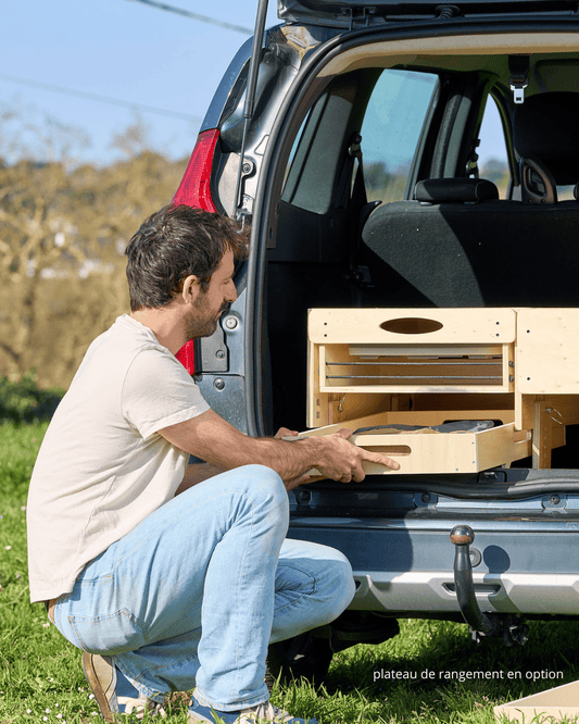 Auto-Staubox