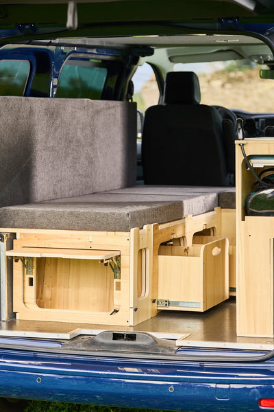 Camper Ausziehbett in L-Form