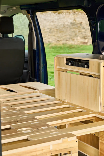 Camper Ausziehbett in L-Form