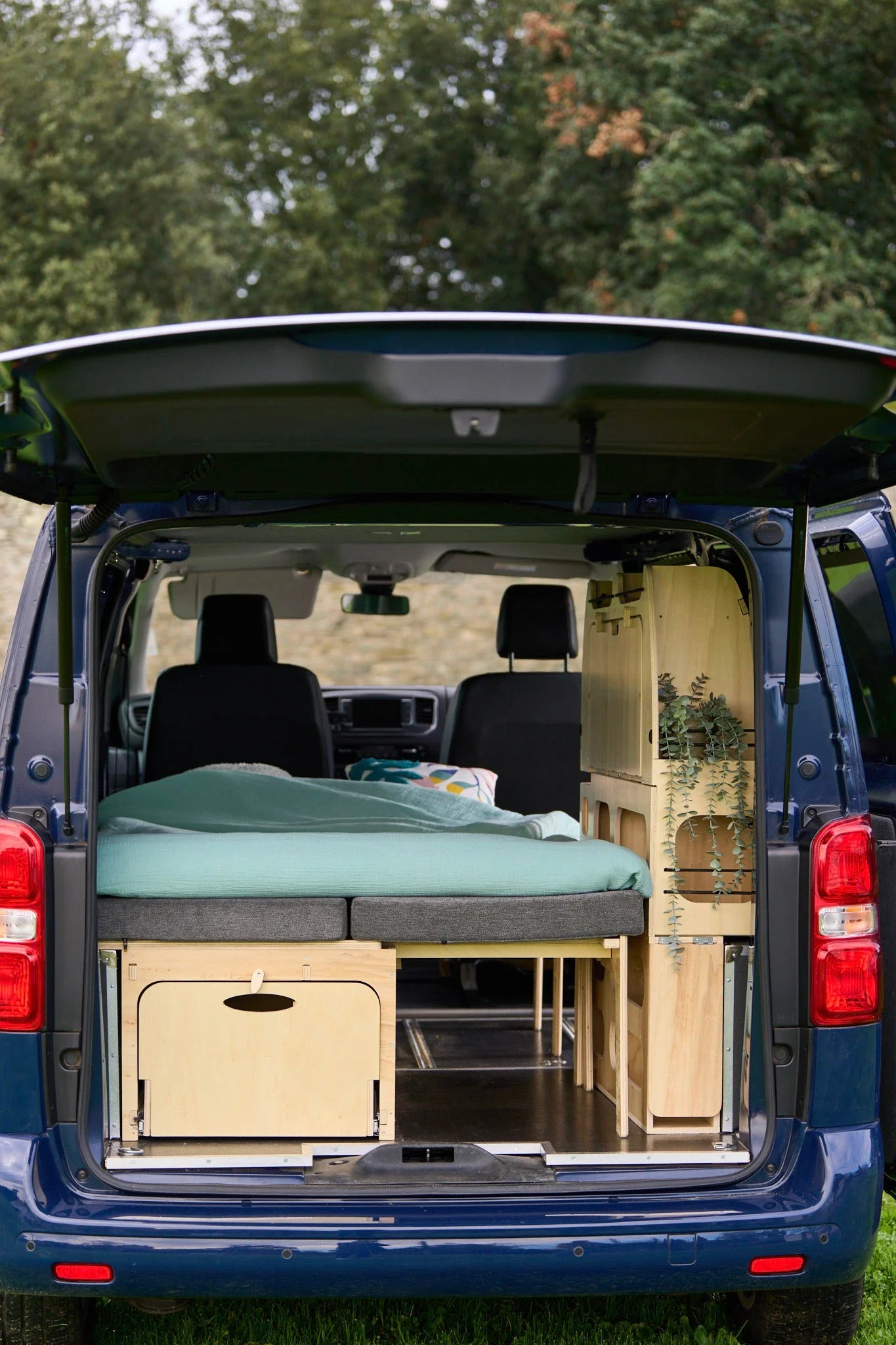 ausziehbett camper Camper Ausziehbett für Van & Transporter – Tchao Tchao (DE)