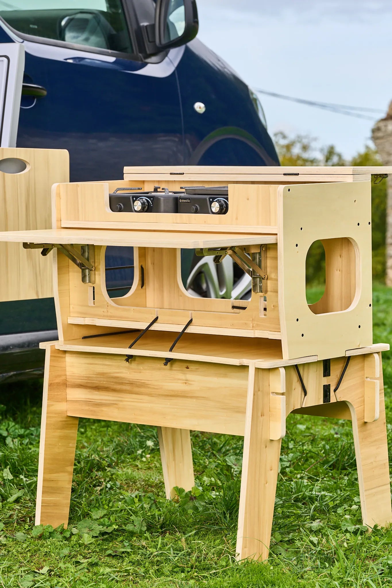 Camper Ausbau "in L-Form"